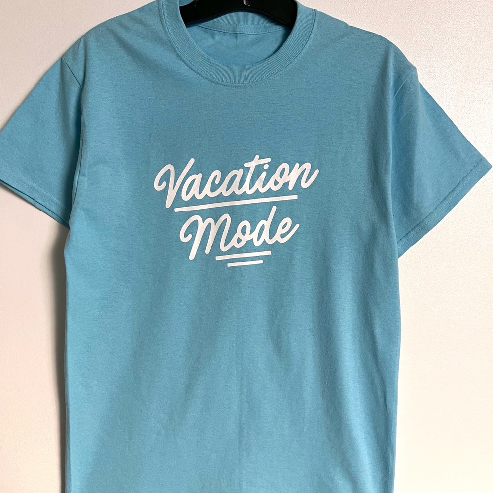 Studio DIY Blue Vacation Mode t-shirt